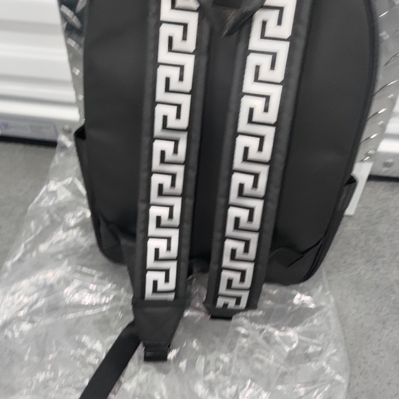 ✨Versace Perfumes backpack😍 - Picture 1 of 9